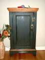 Armoire antique